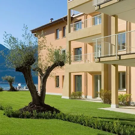 Διαμέρισμα Apt With Pool And Jacuzzi, Metres From The Beach